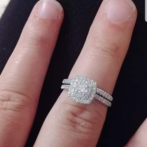 .68 total weight 10 kt white gold wedding set